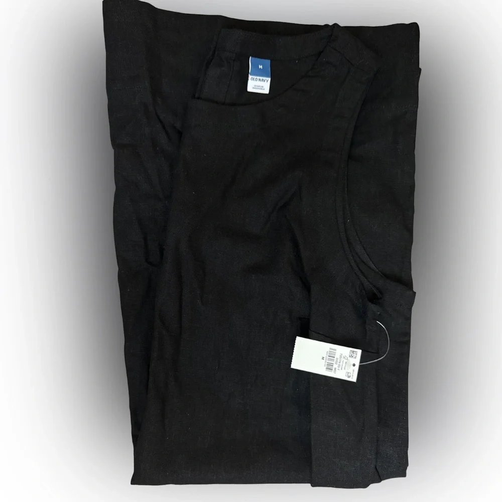 Old Navy Classic Linen Shift Dress - Picture 3 of 5